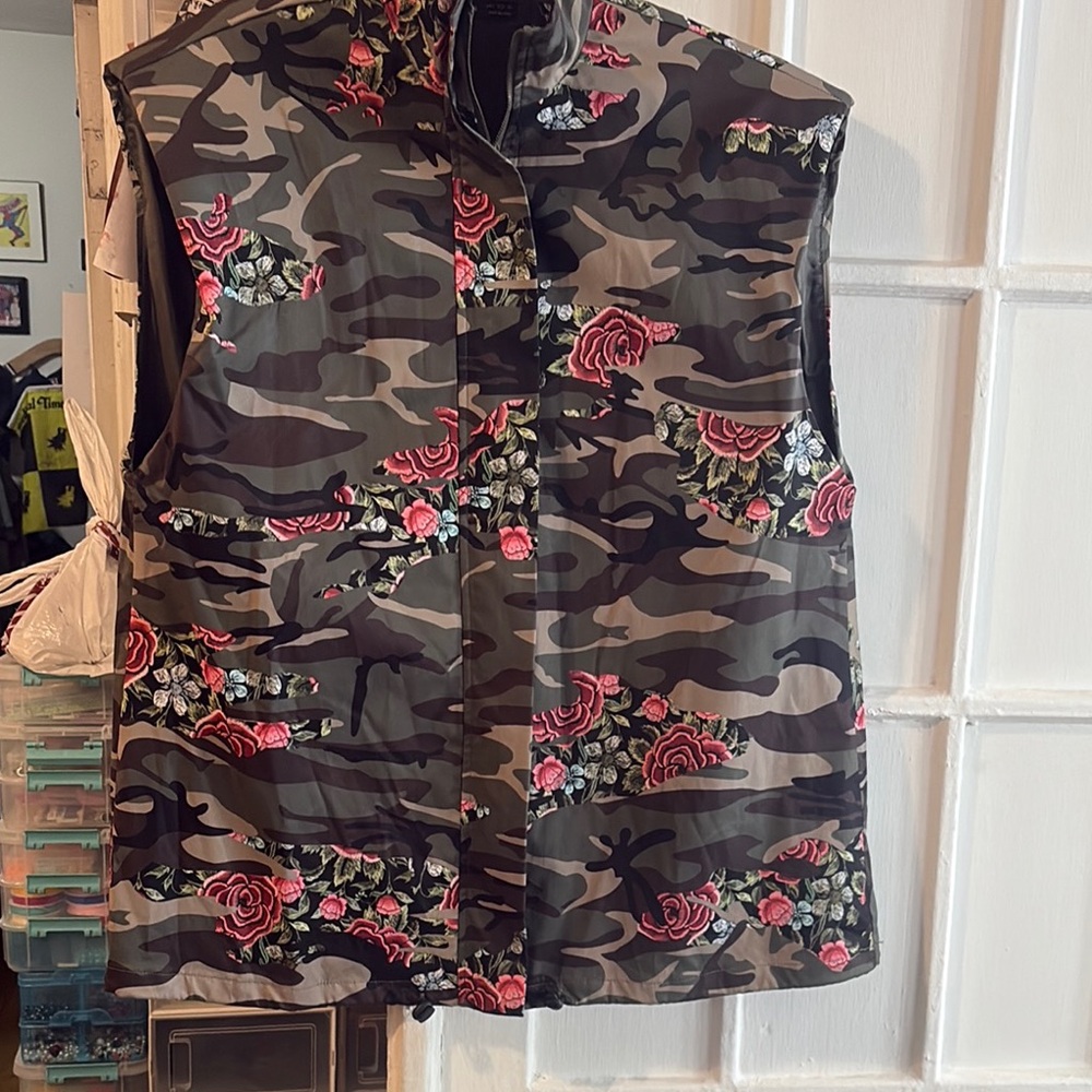 Floral Camouflage Vest